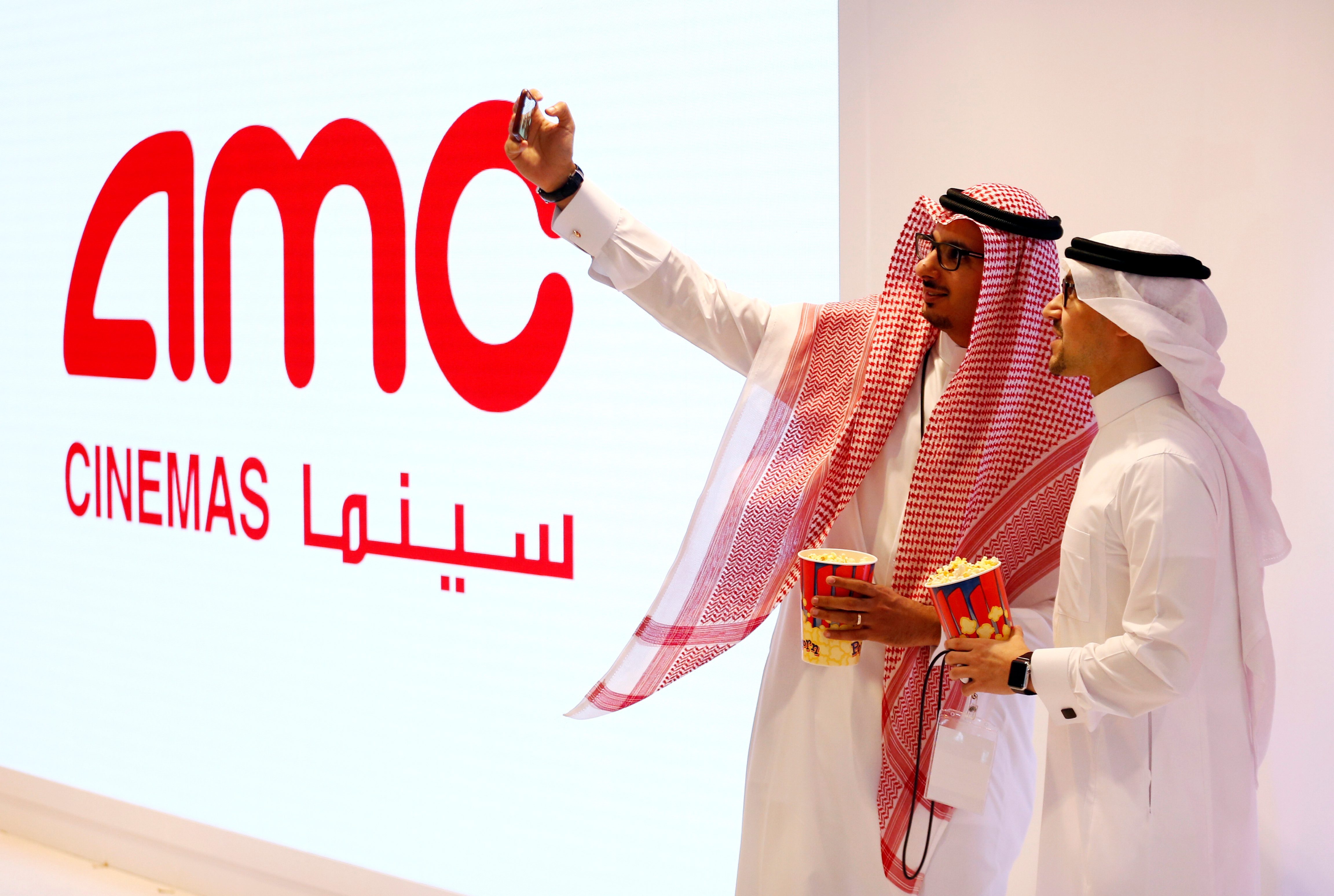 تذاكر السينما في السعودية قد تصل إلى 35 دولاراً.. أسعار باهظة، لدرجة أنها الأغلى في العالم!