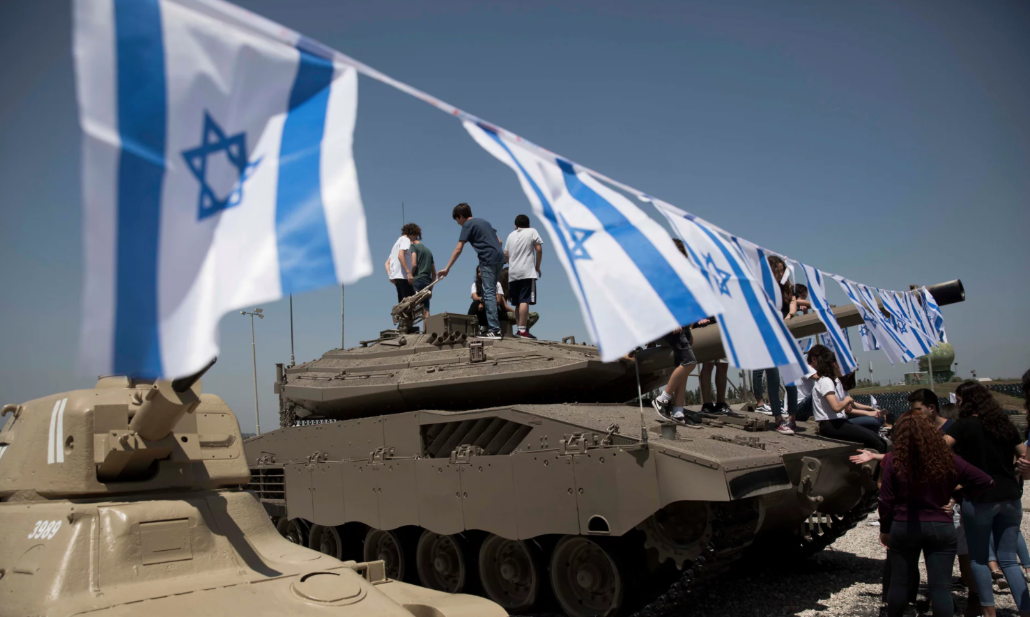 تسعى لاستبدالهم باليهود في كامل فلسطين التاريخية.. رام الله تشكو عنصرية تل أبيب بمجلس الأمن