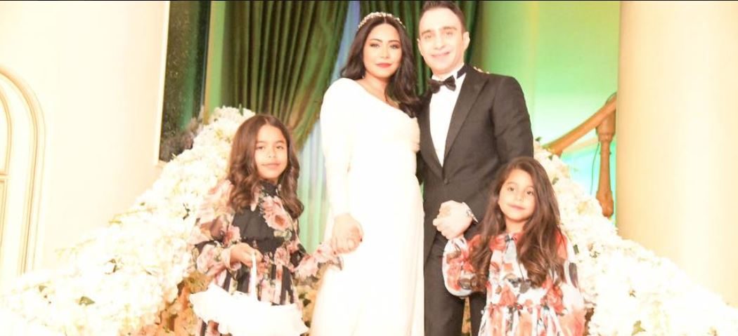 وفاة والد شيرين بعد أيام قليلة من زواجها.. إليسا ونجوى كرم تعزّيان