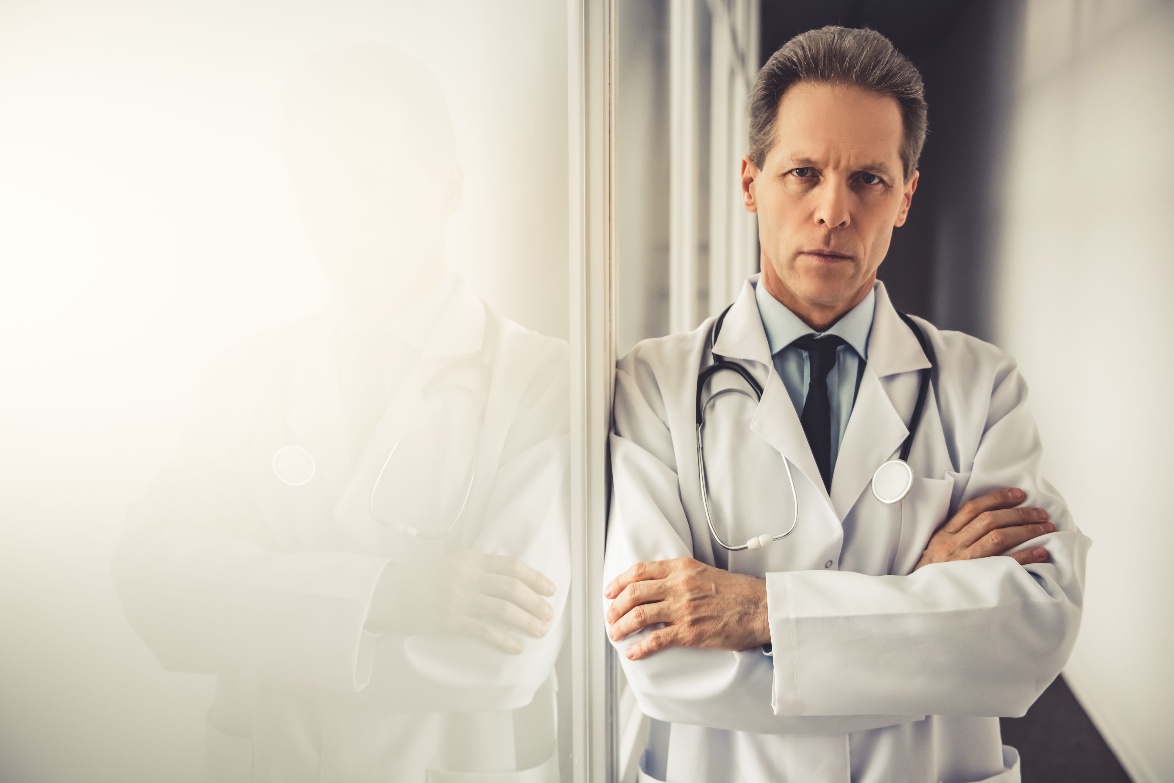 هكذا نتحول نحن الأطباء إلى تجار
