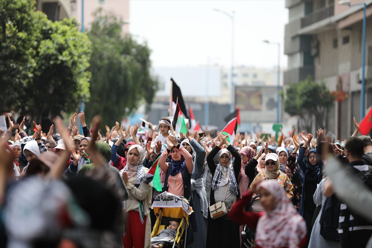 أكبر مسيرة منذ سنوات.. آلاف المغاربة يتضامنون مع “مسيرات العودة” ويحتجون على نقل السفارة الأميركية إلى القدس