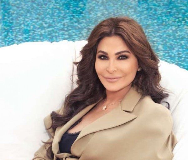انتقادات لإليسا بسبب غنائها Playback على المسرح في The Voice.. وصحافي يكشف الأسباب