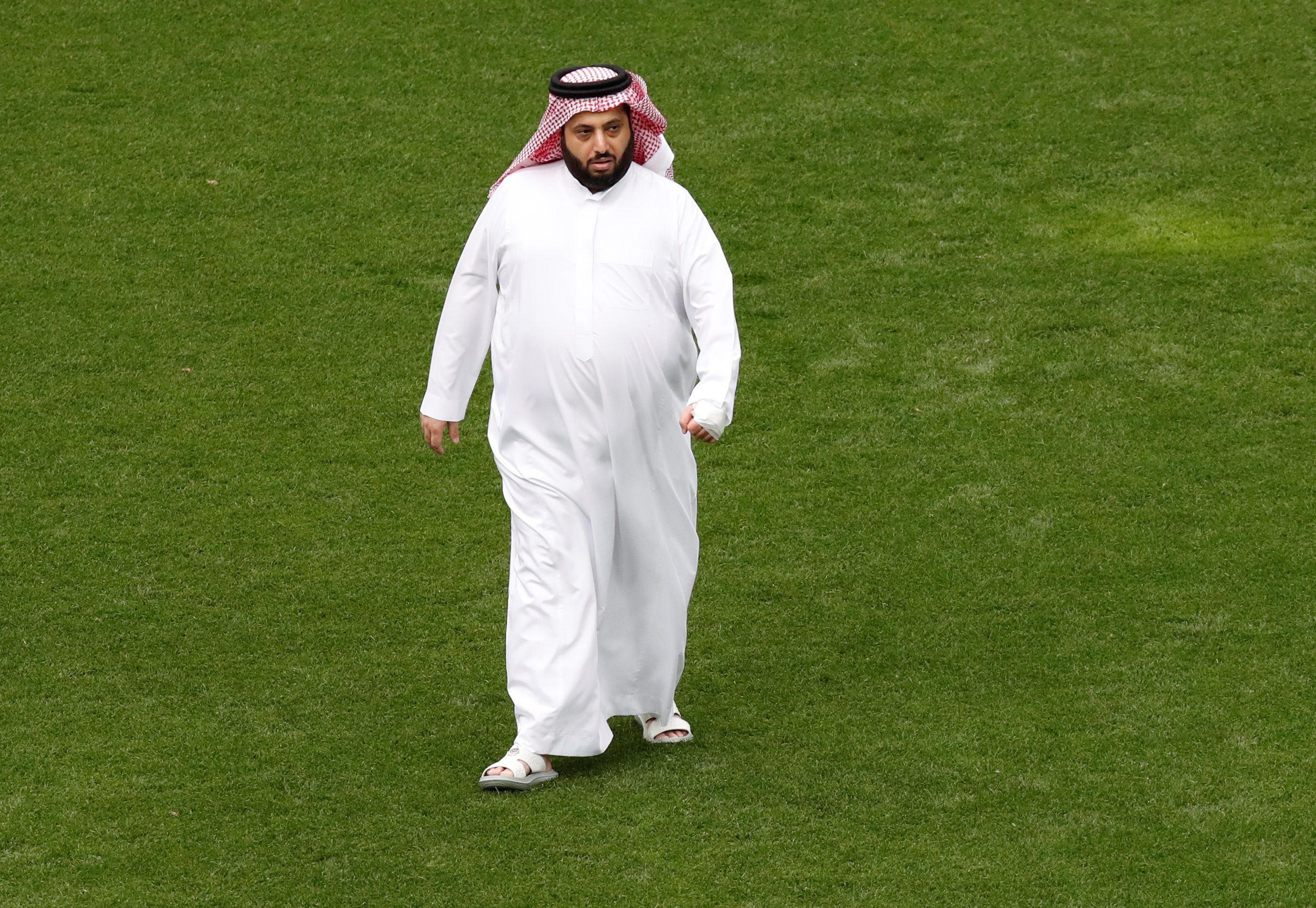 “أساء للعلاقات المصرية السعودية”.. التحقيق مع إعلامي مصري قال إن تركي أل الشيخ هدده بالقتل