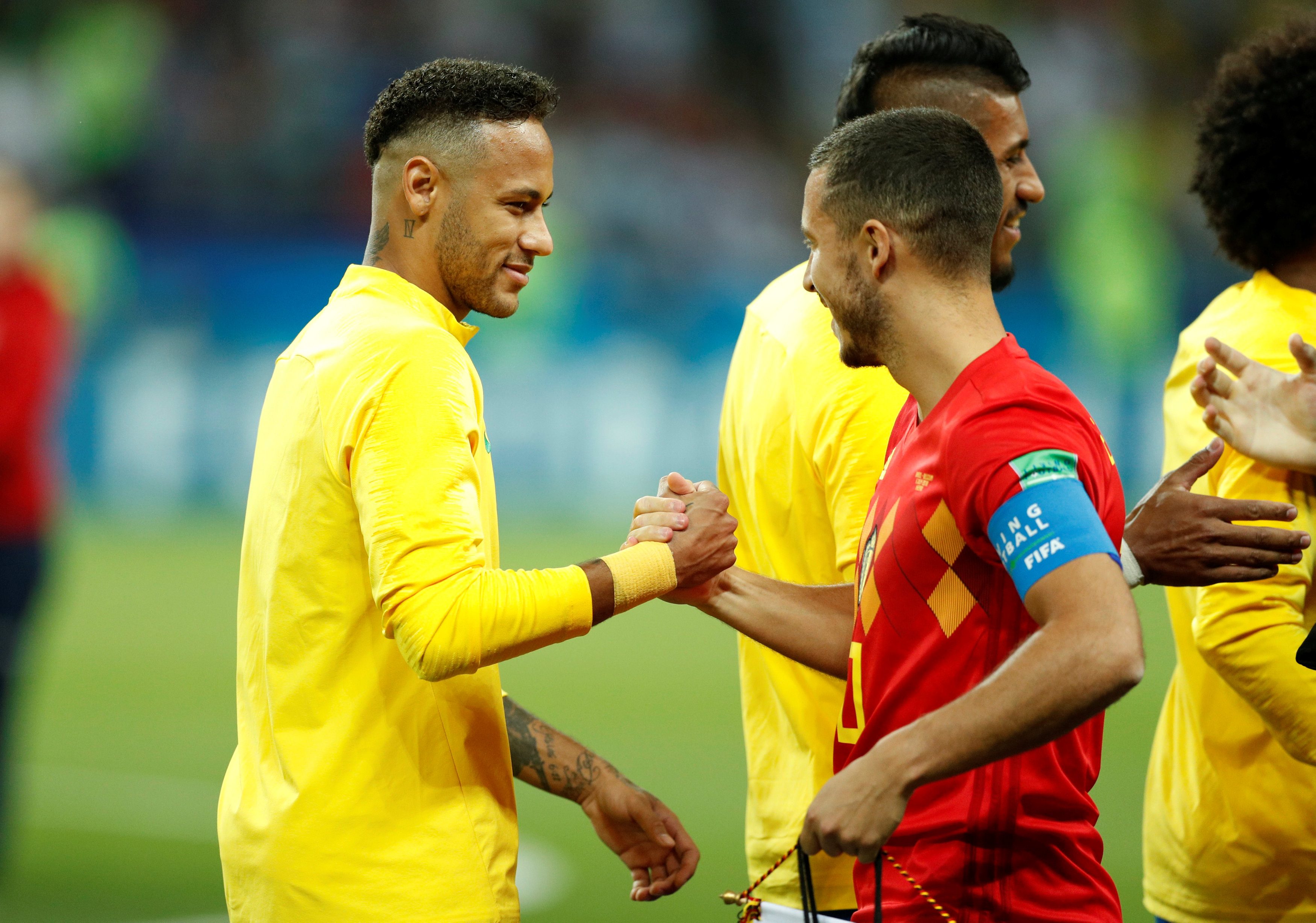 زميل اللاعب البرازيلي في باريس سان جيرمان: هازارد يستحق ضعف سعر نيمار!