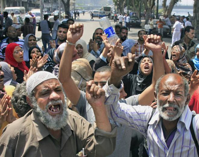 القوى الضائعة.. لماذا لا يجب أبداً اتهام الشعوب العربية بالتقصير في المطالبة بحقوقها؟
