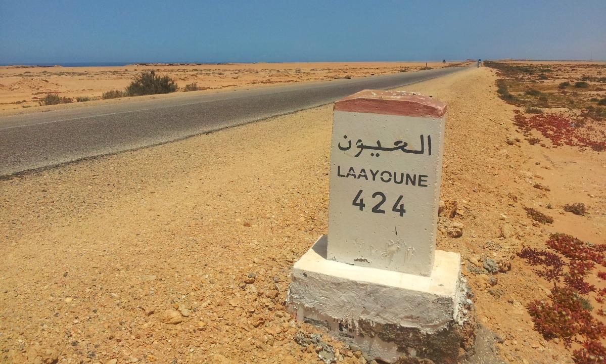 طريق الموت.. وأطفال قضوا حرقاً.. ماذا يحدث في الصحراء المغربية؟