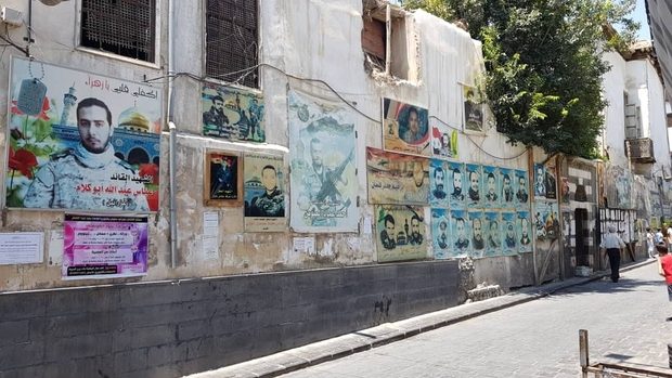 بلدة بأكملها لا يوجد بها رجل، وسيدات يقُدن سيارات الأجرة.. الحرب تركت الشوارع خاليةً من الرجال بسوريا