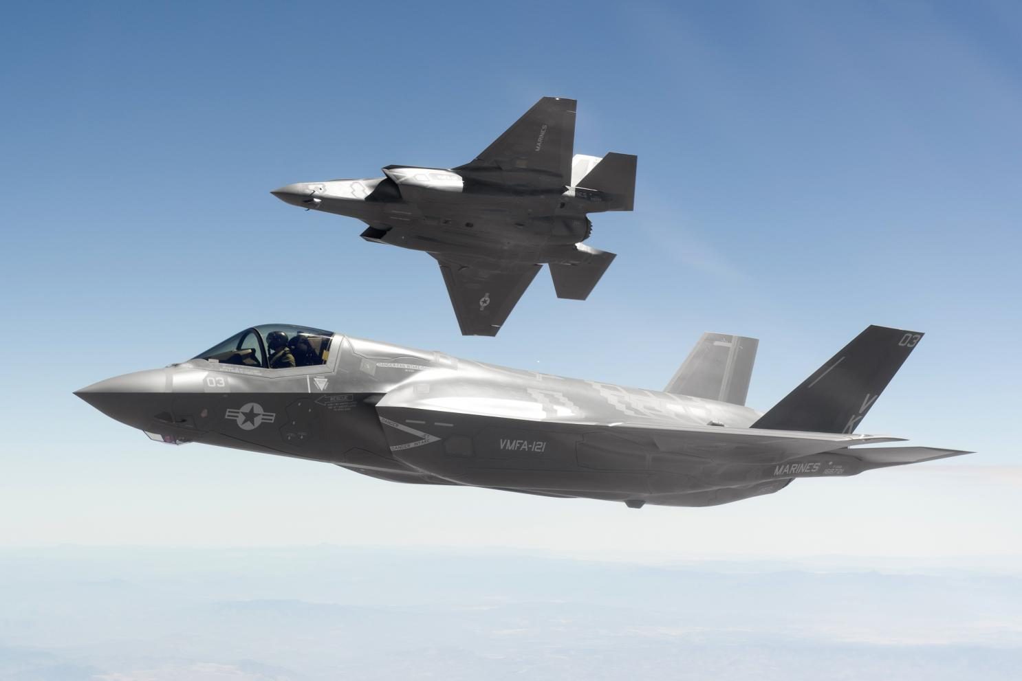 ترمب يوقع قانوناً يعرقل تسليم طائرات  F 35 لتركيا.. ولكن البنتاغون يخشى عواقبه على مستقبل هذه التحفة التكنولوجية