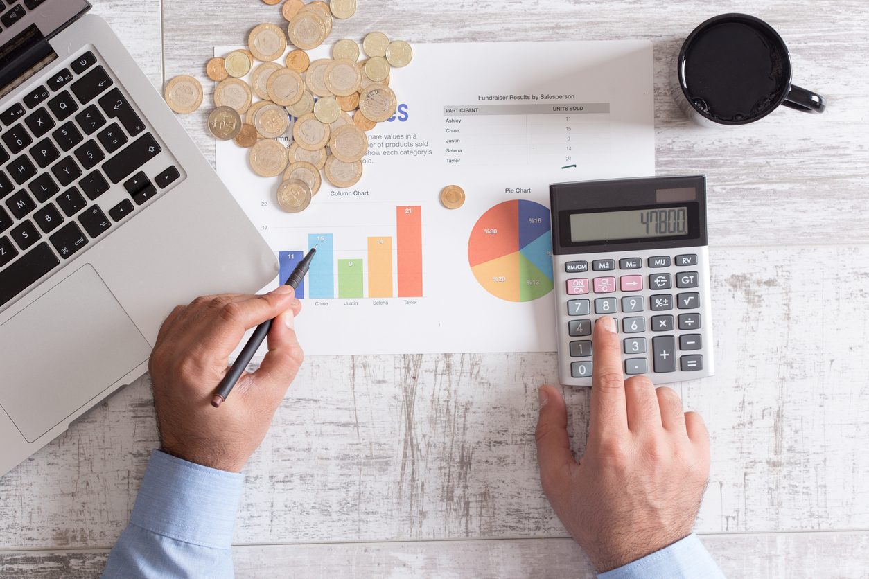 كيف تم إقرار الضرائب على الأفراد والمواطنين للمرة الأولى؟