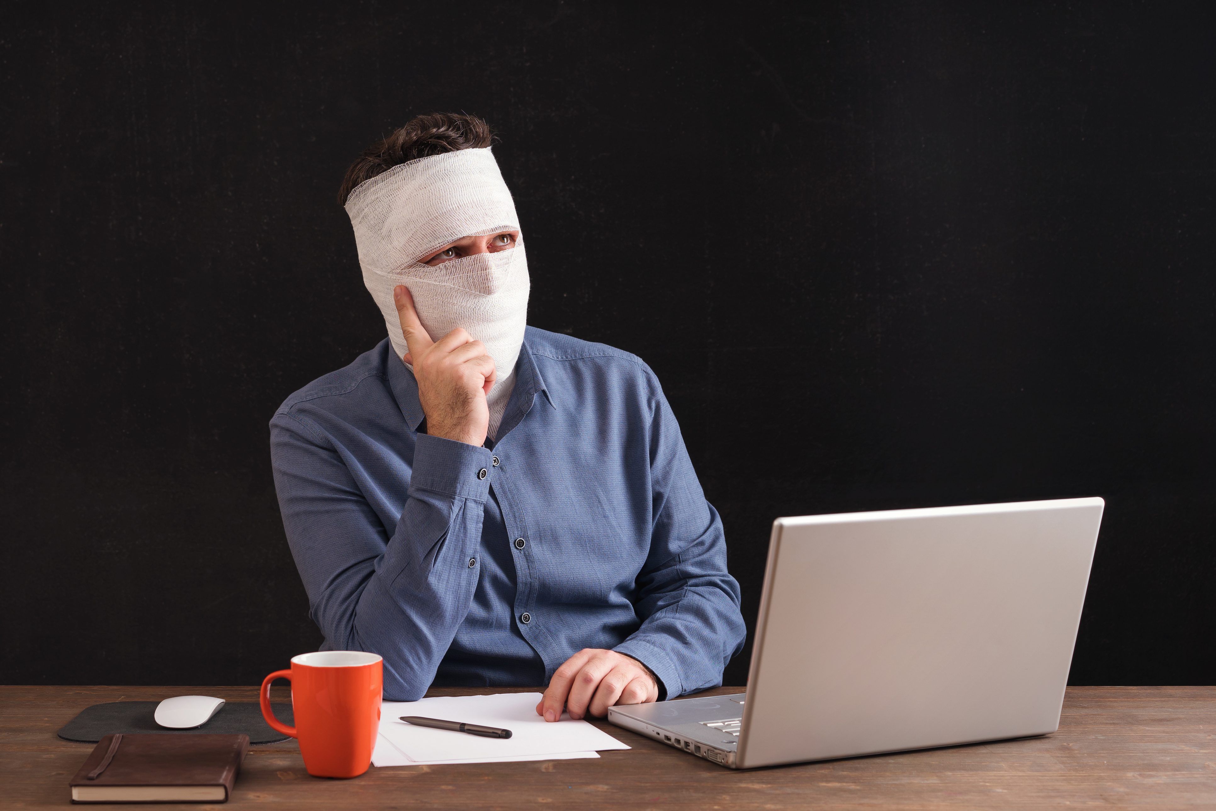 مديرك ليست لديه أدنى فكرة عمّا تقوم به؟ نصائح هامة تساعدك على التعامل معه والاحتفاظ بوظيفتك