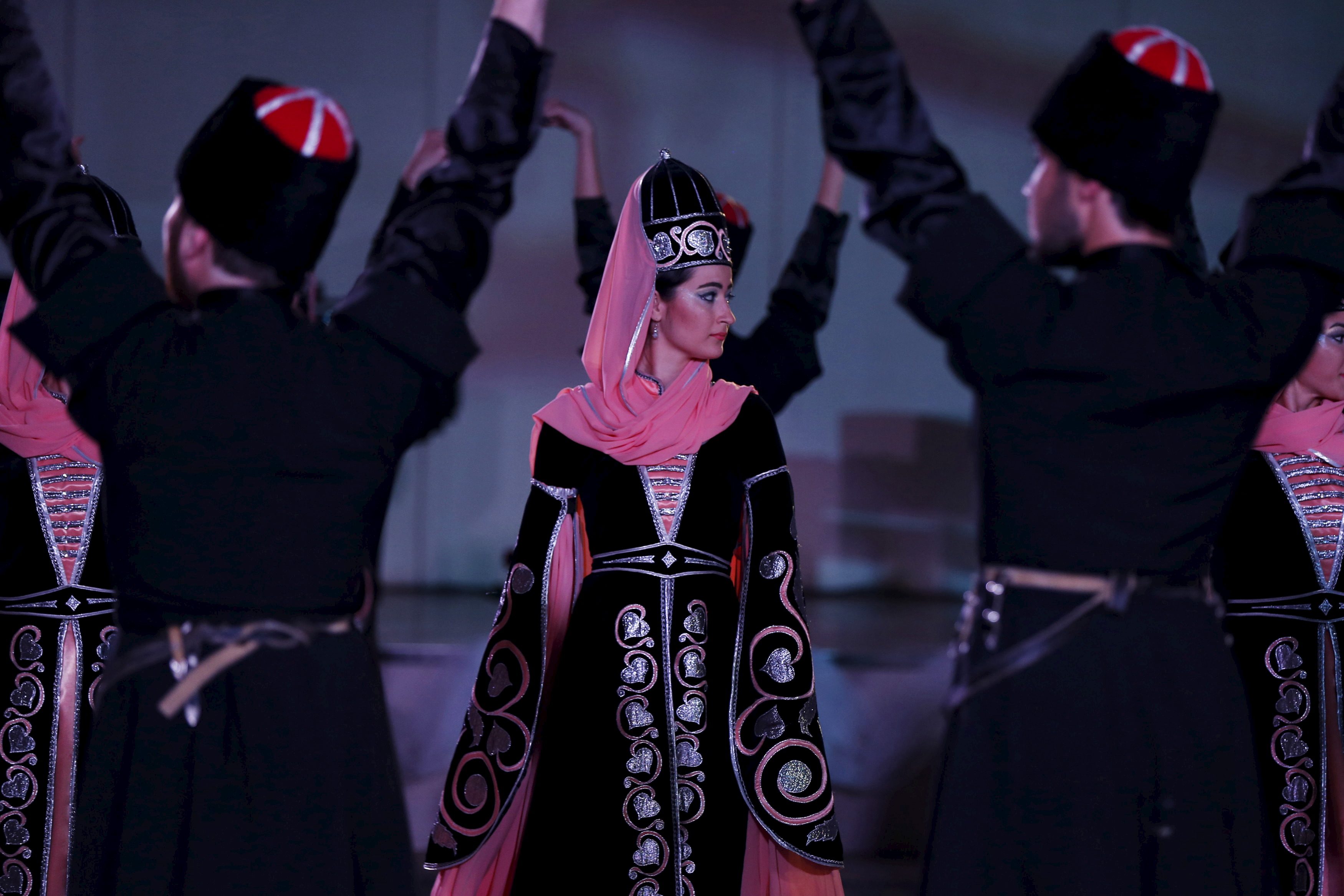 رويترز/ الرقص الشركسي