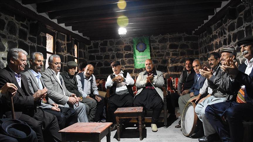 التاريخ الكردي