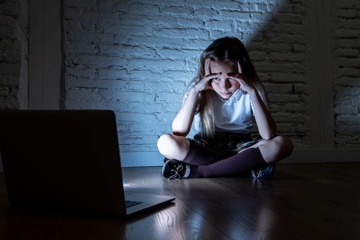كيف تعرف أن الأطفال يتعرّضون لاستمالة جنسية