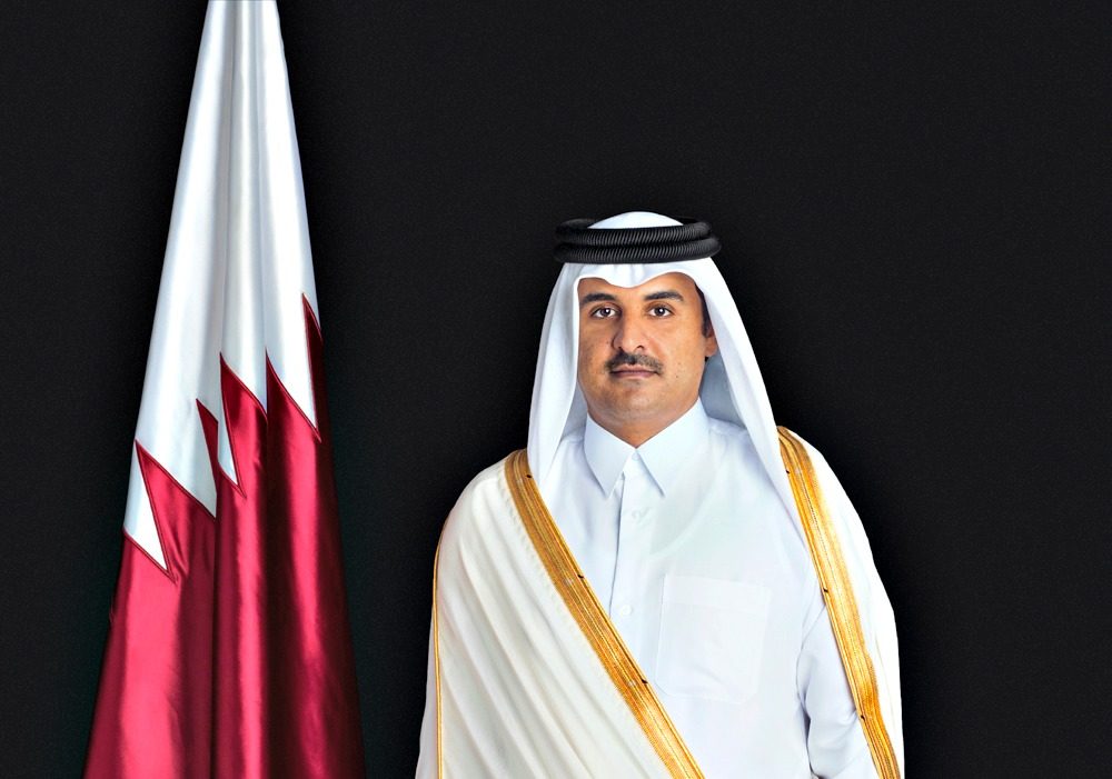 أمير قطر يغادر تونس بعد أن شارك في الجلسة الافتتاحية فقط للقمة العربية
