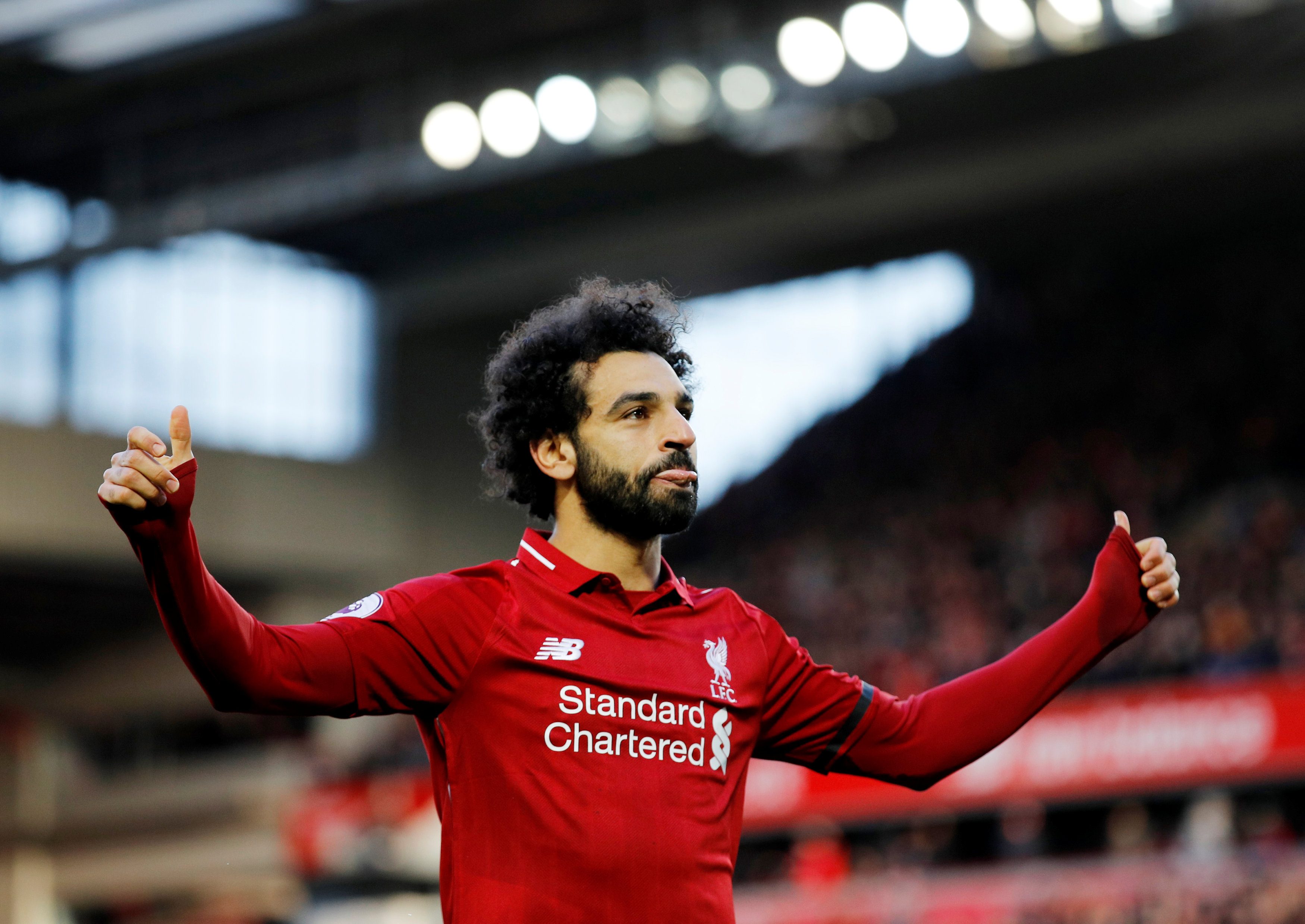 صلاح موحد القطبين.. الفرعون يحاول لمّ شمل جمهورَي الأهلي والزمالك في خطوة تحتمل تفسيرات تتجاوز ملاعب الكرة