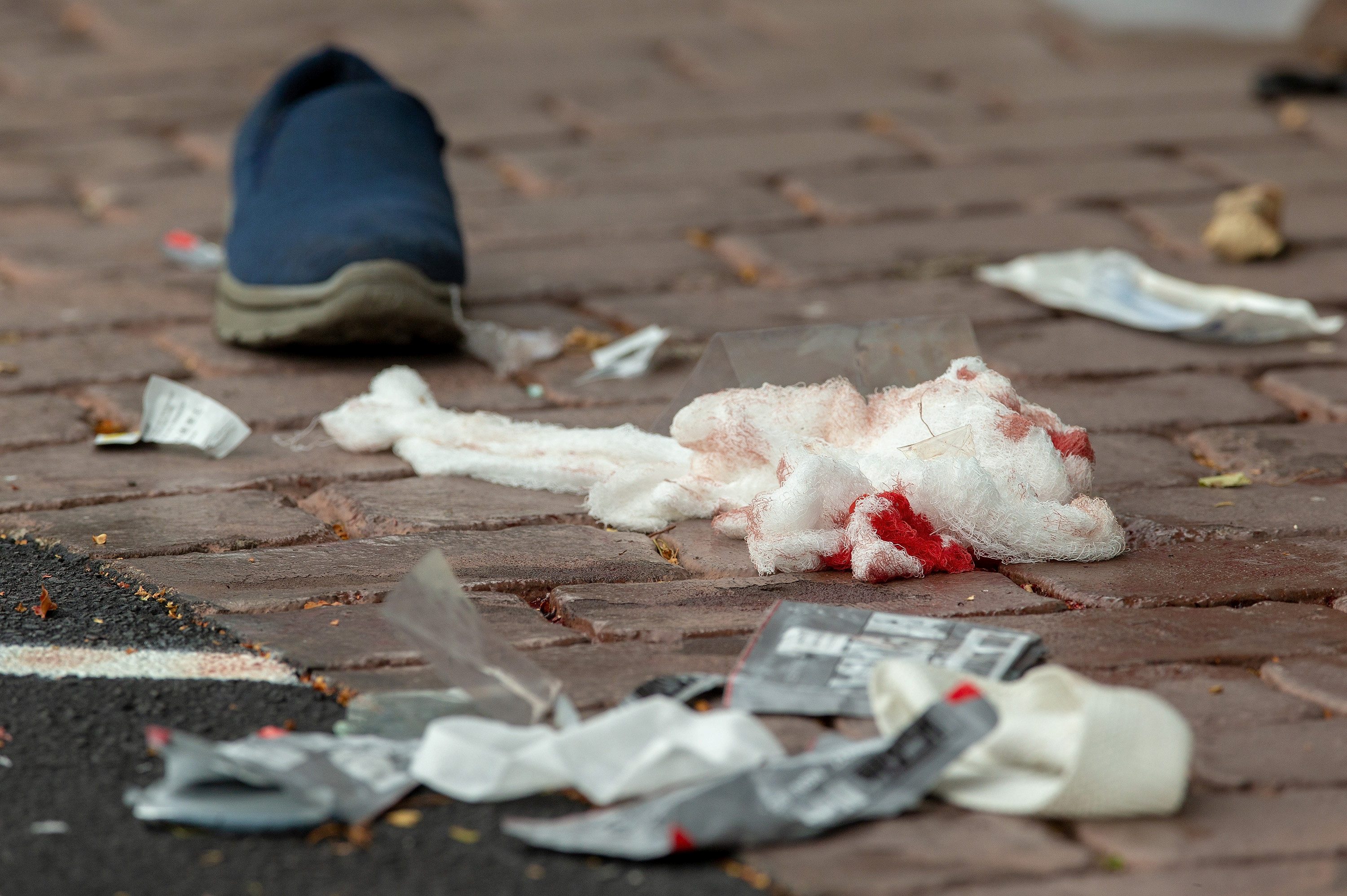 صحيفة نيوزيلندية: عدد الضحايا 9 وقد يصل 30.. فيديوهات جديدة من حادث إطلاق النار داخل مسجدين