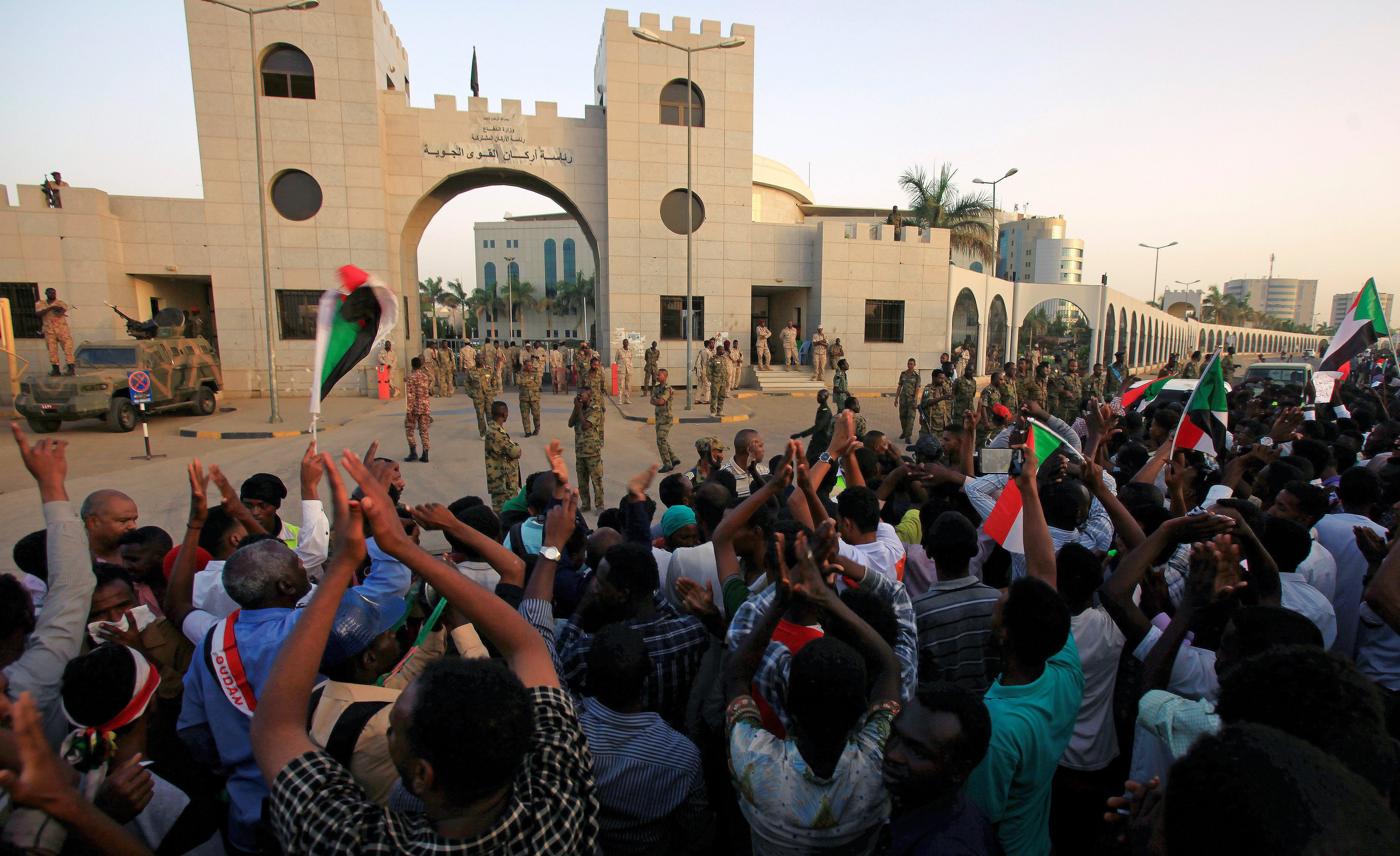 قوى التغيير في السودان ترفض التفاوض مع المجلس العسكري