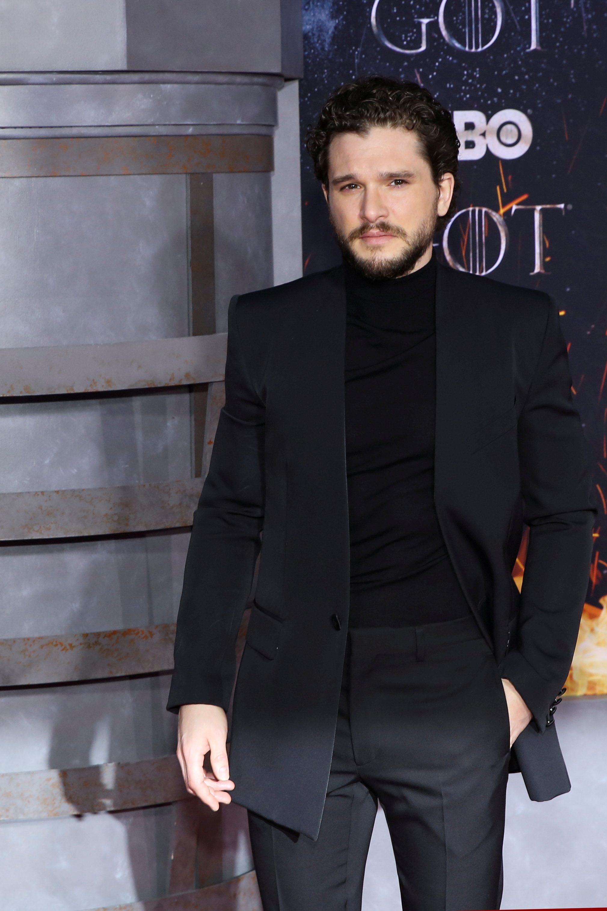كيت هارينغتون نجم Game of Thrones يدخل مصحةً لعلاج الاضطرابات الذهنية.. «جون سنو» يعاني من «أشد نوبة اكتئاب»