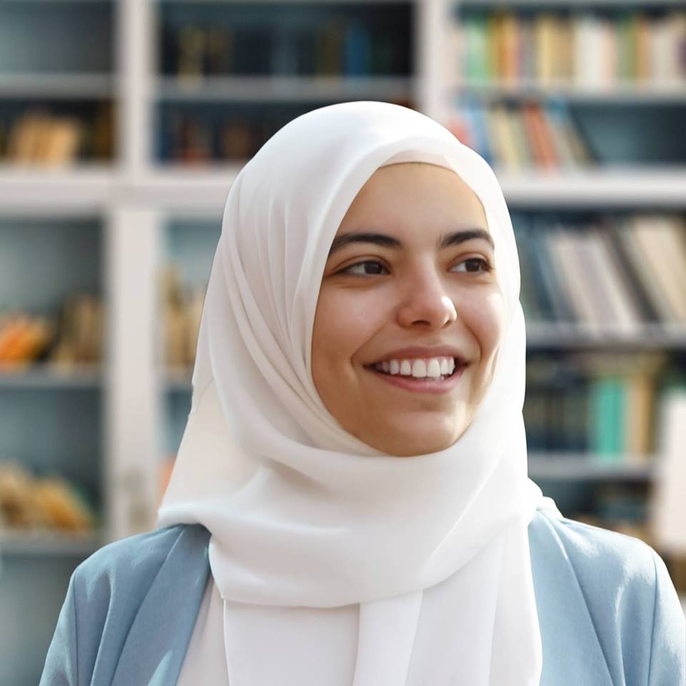 المسلمة الأمريكية أبرار عميش/ مواقع التواصل