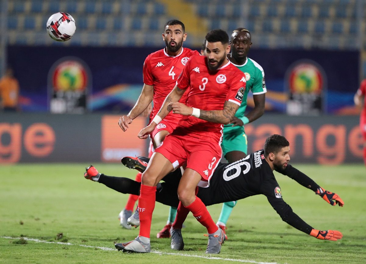 الفرص الضائعة والـ«VAR» ضدها.. تونس تسجل هدف المباراة الوحيد لتصعد به السنغال للنهائي