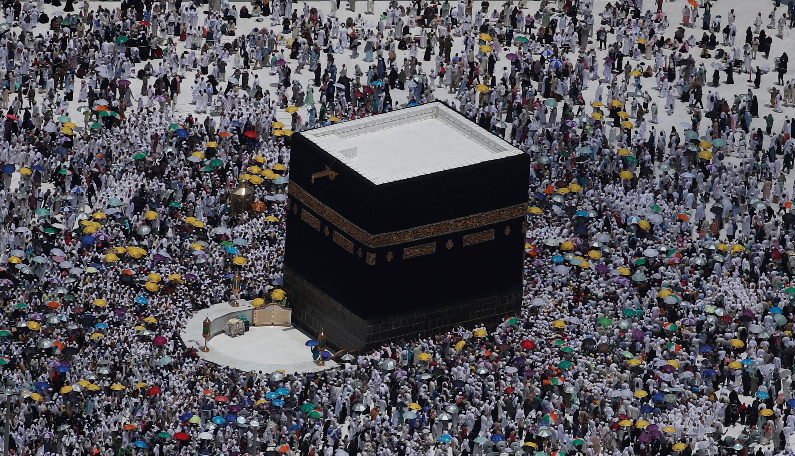 قرب انتهاء الحج دون حوادث بعد نشر 120 ألف فرد أمن.. الحجاج يعودون إلى مكة لطواف الوداع