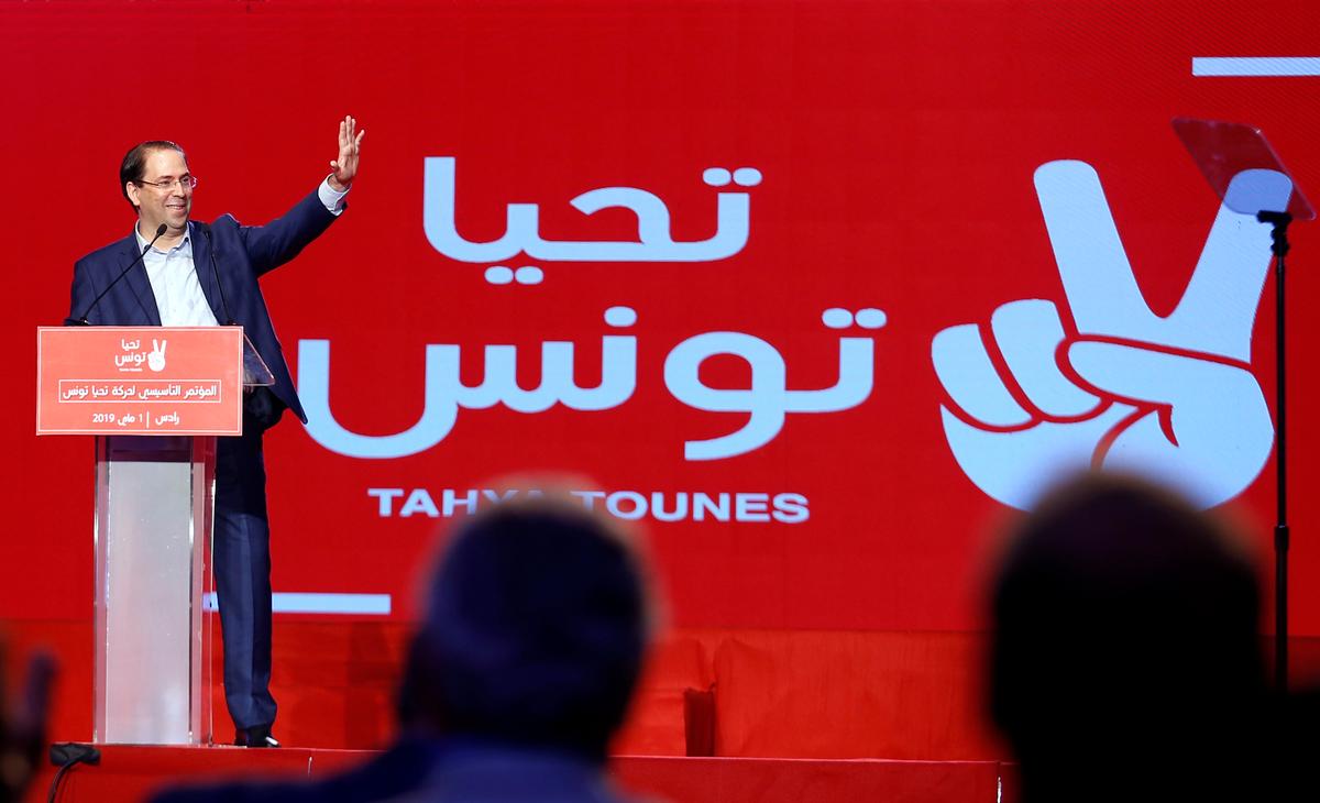يوسف الشاهد يقدم أوراق ترشُّحه للرئاسة في تونس