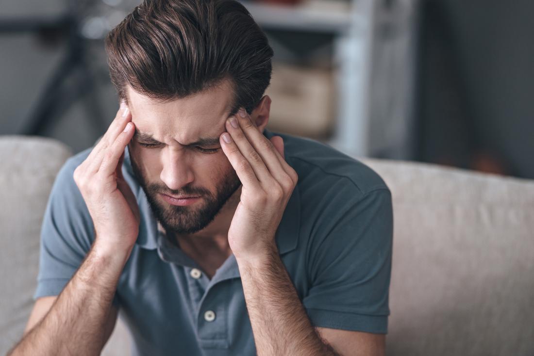 هل تشعر بآلام في الوجه؟ إليك أعراضاً أخرى للصداع ربما لا تعرفها