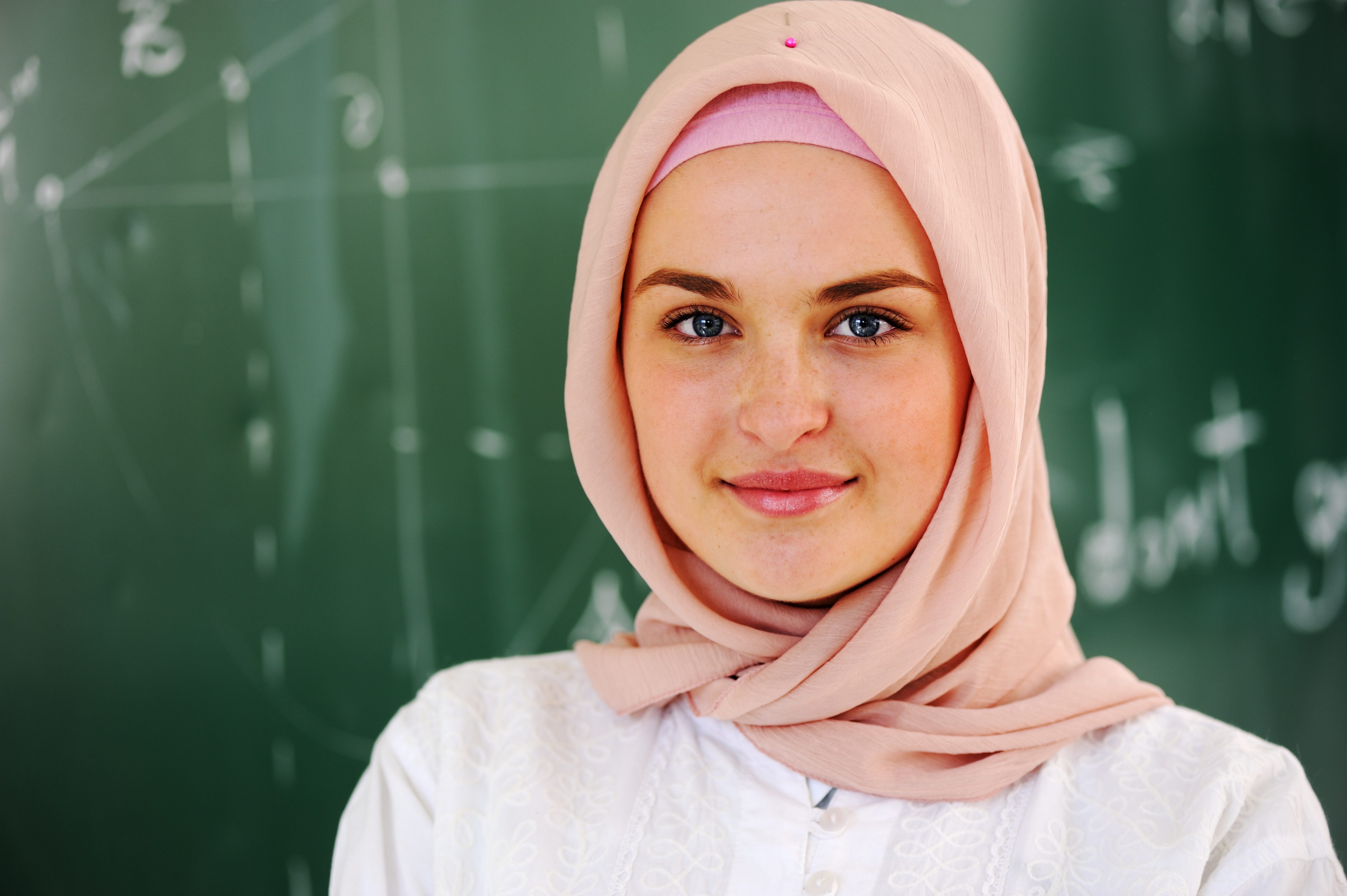مسلمة محجبة