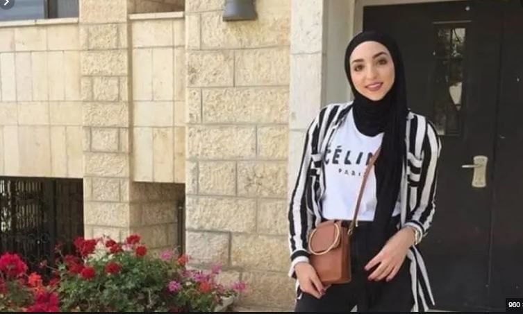 الفتاة الفلسطينية الراحلة اسراء غريب