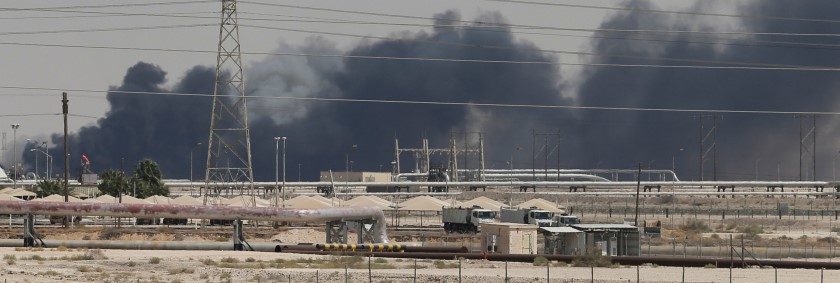 ضابط استخبارات يؤكد انفراد «عربي بوست»: طائرات إيرانية بدون طيار استهدفت أرامكو