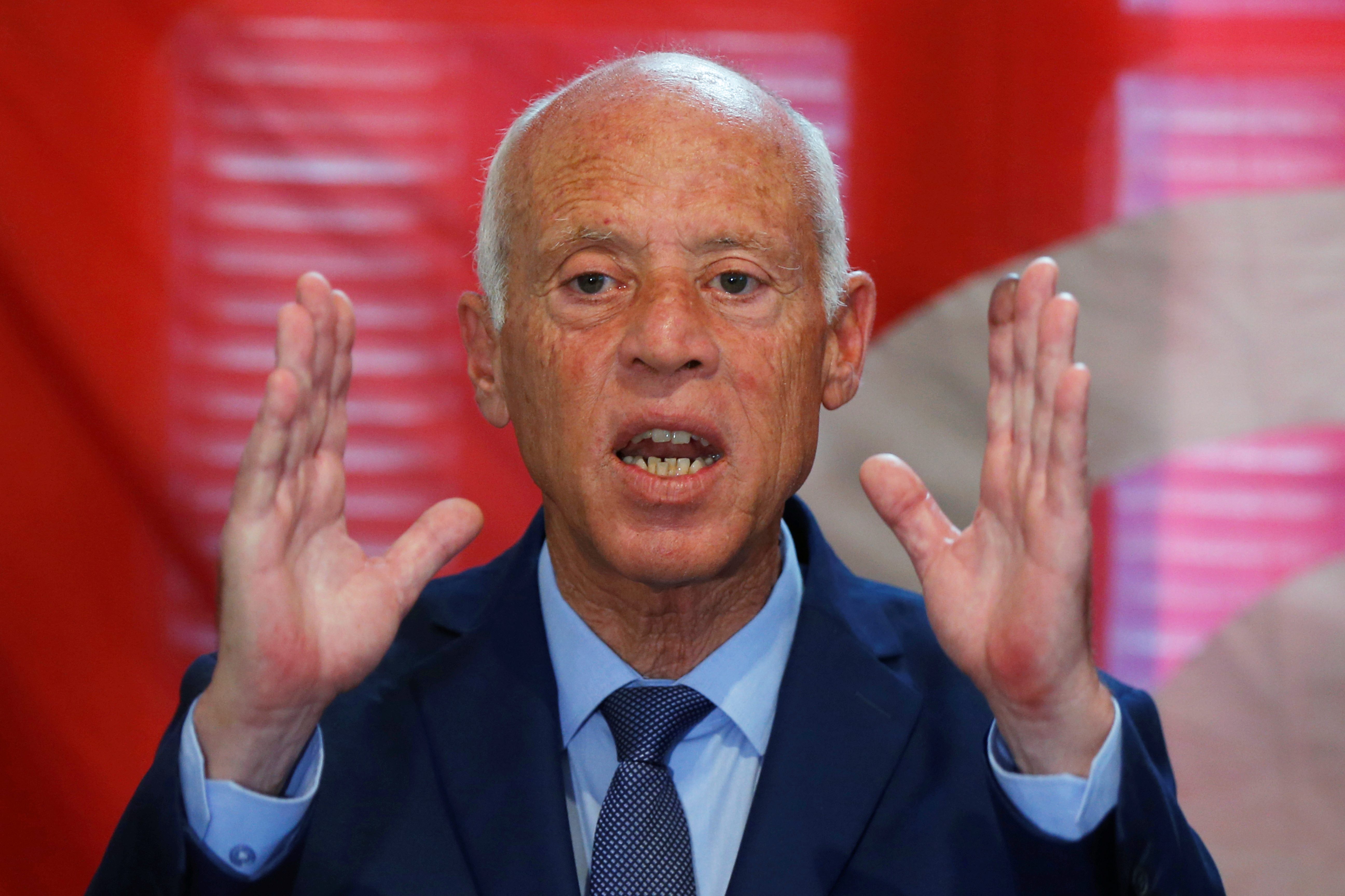 قيس سعيد: غير مرتاح لحبس القروي، ولم أطلب دعماً خارجياً من أحد