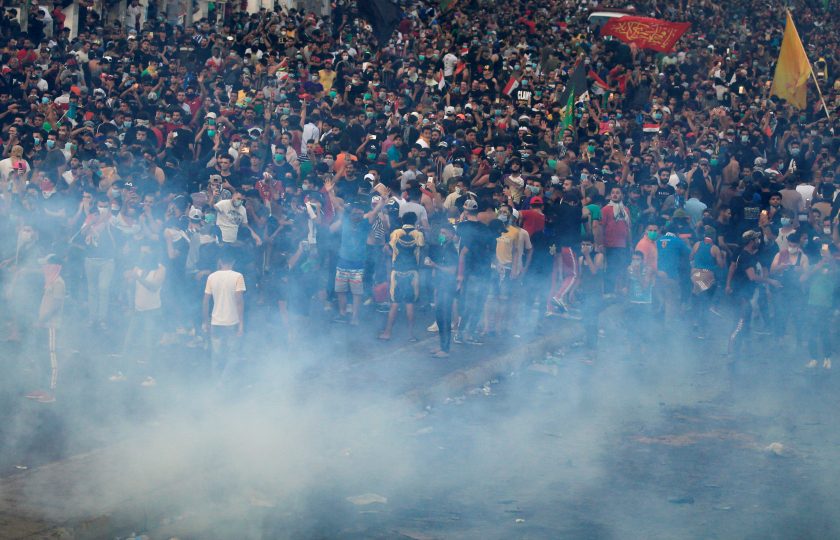 الكشف عن حصيلة القتلى في احتجاجات العراق.. وتقرير حكومي: العشرات ماتوا بسبب استخدام القوة المفرطة