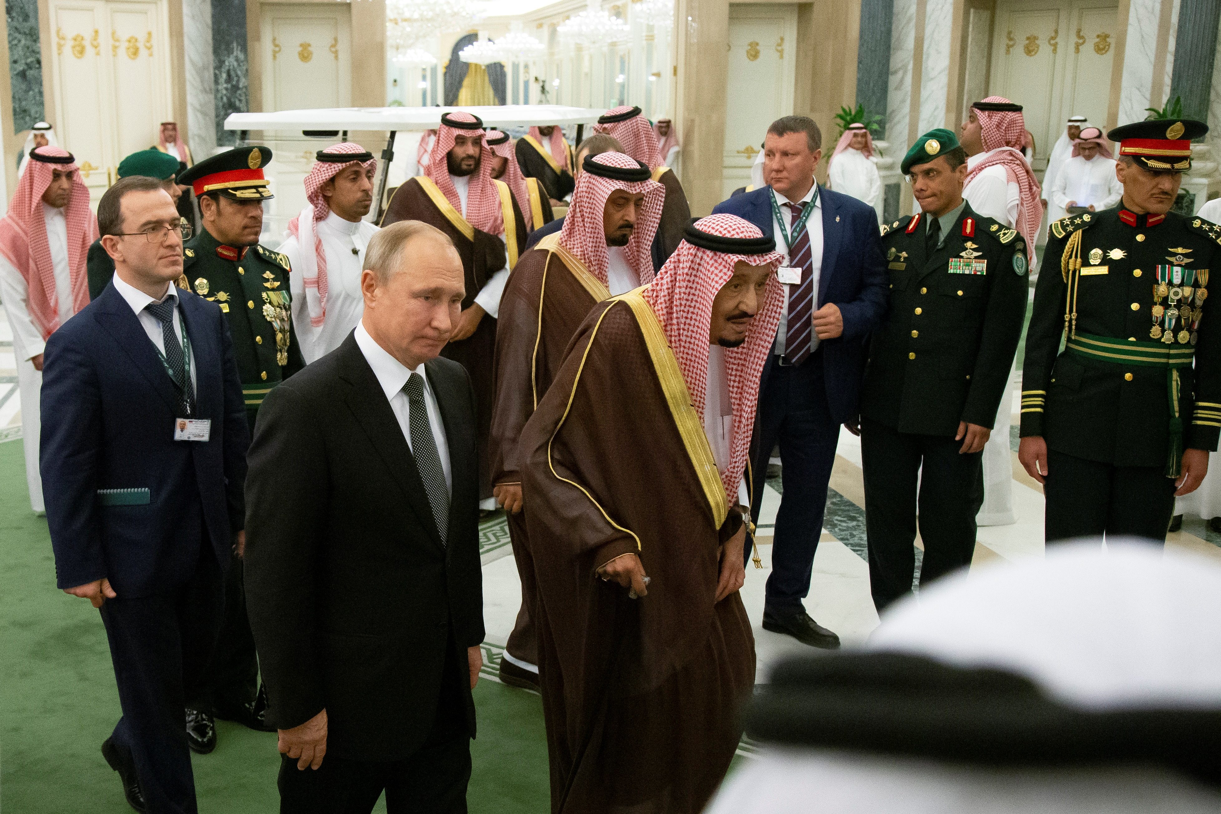 الملك سلمان الرئيس الروسي بوتين