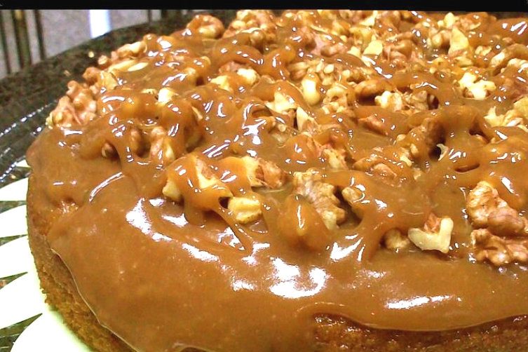 طريقة عمل كيك التمر