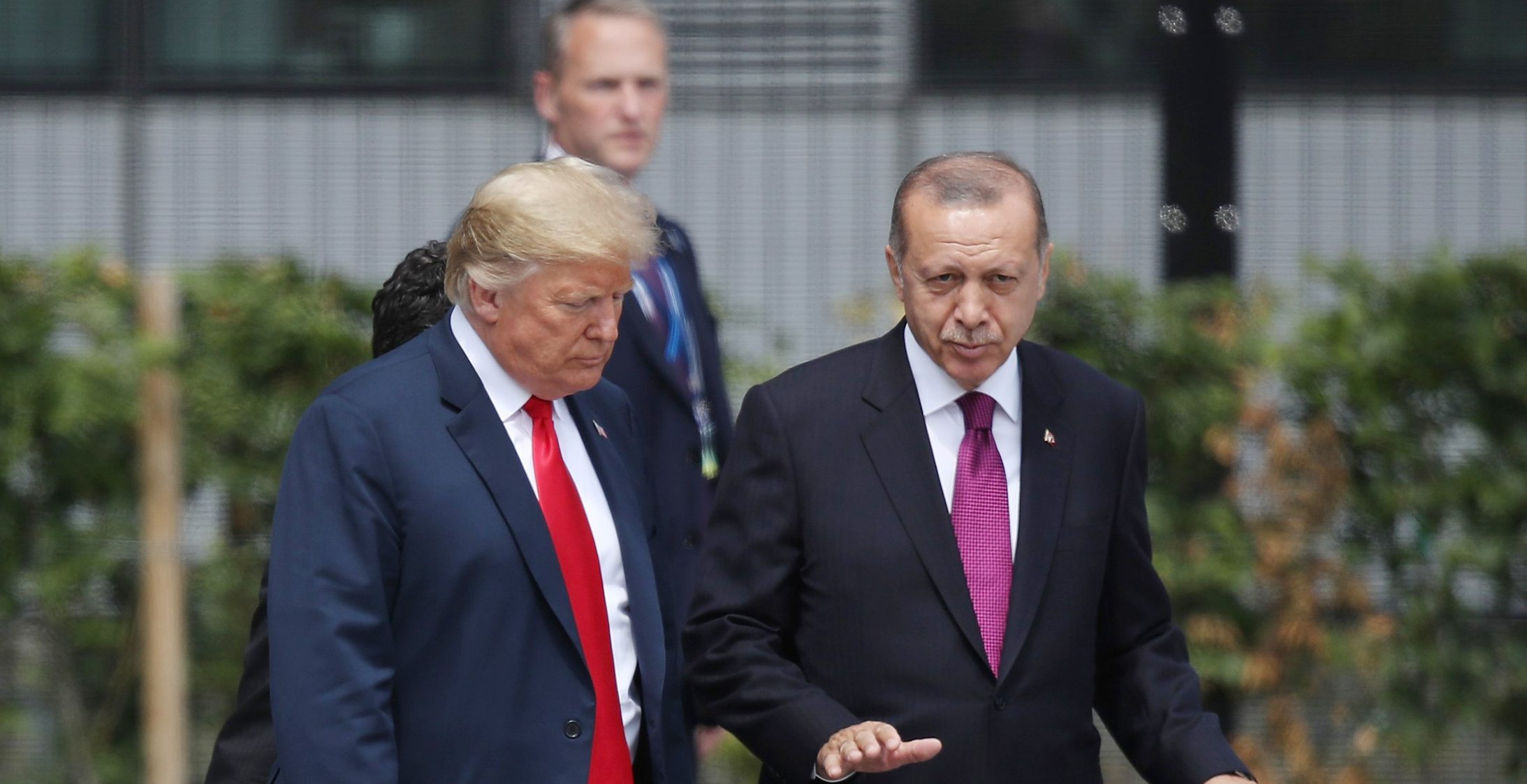 أردوغان قال لترامب: «تعاون معنا في سوريا، أو تنحَّ جانباً».. كواليس المكالمة التي فاجأت نتائجها الجميع