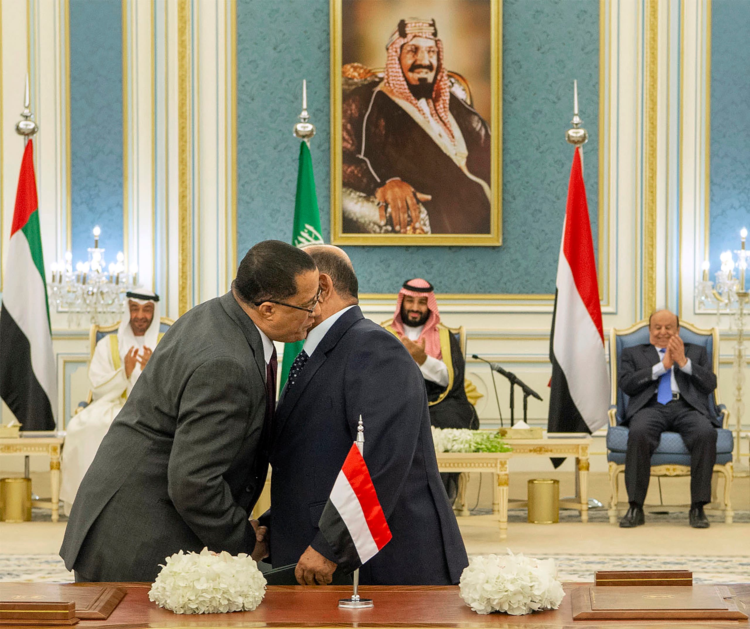 اتفاق الرياض.. بداية النهاية للحرب في اليمن أم مجرد هدنة لترتيب الأوراق؟