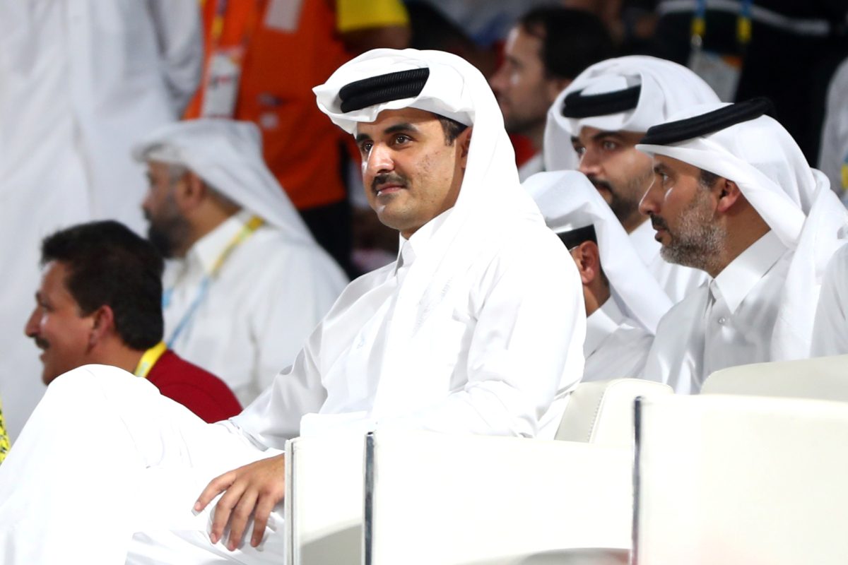 أمير قطر يرسل برقية إلى رئيس الإمارات.. قدَّم التعازي في وفاة أخي الشيخ خليفة بن زايد