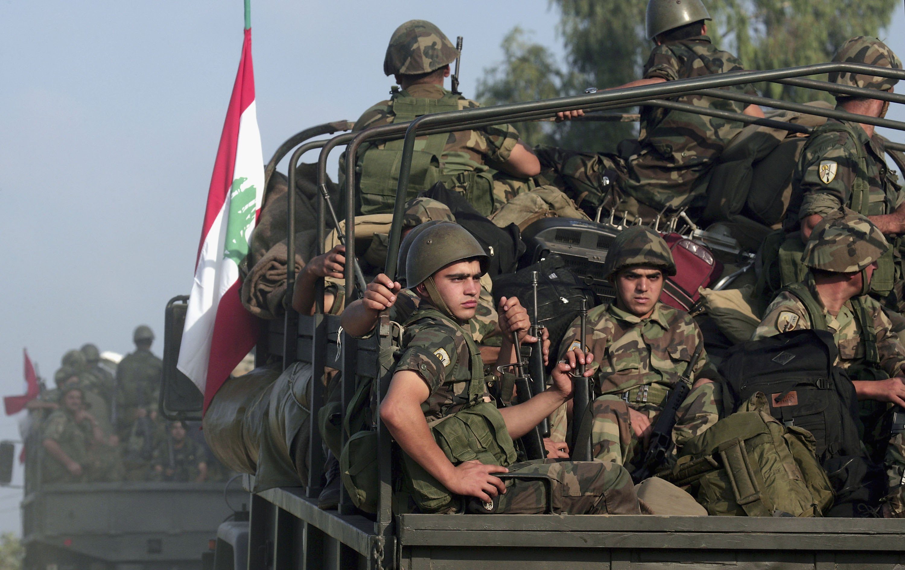 أمريكا تحجب مساعدات أمنية عن لبنان قيمتها 105 ملايين دولار.. ومسؤول: الطريق مفتوح لتدخّل روسيا لبنان الجيش اللبناني