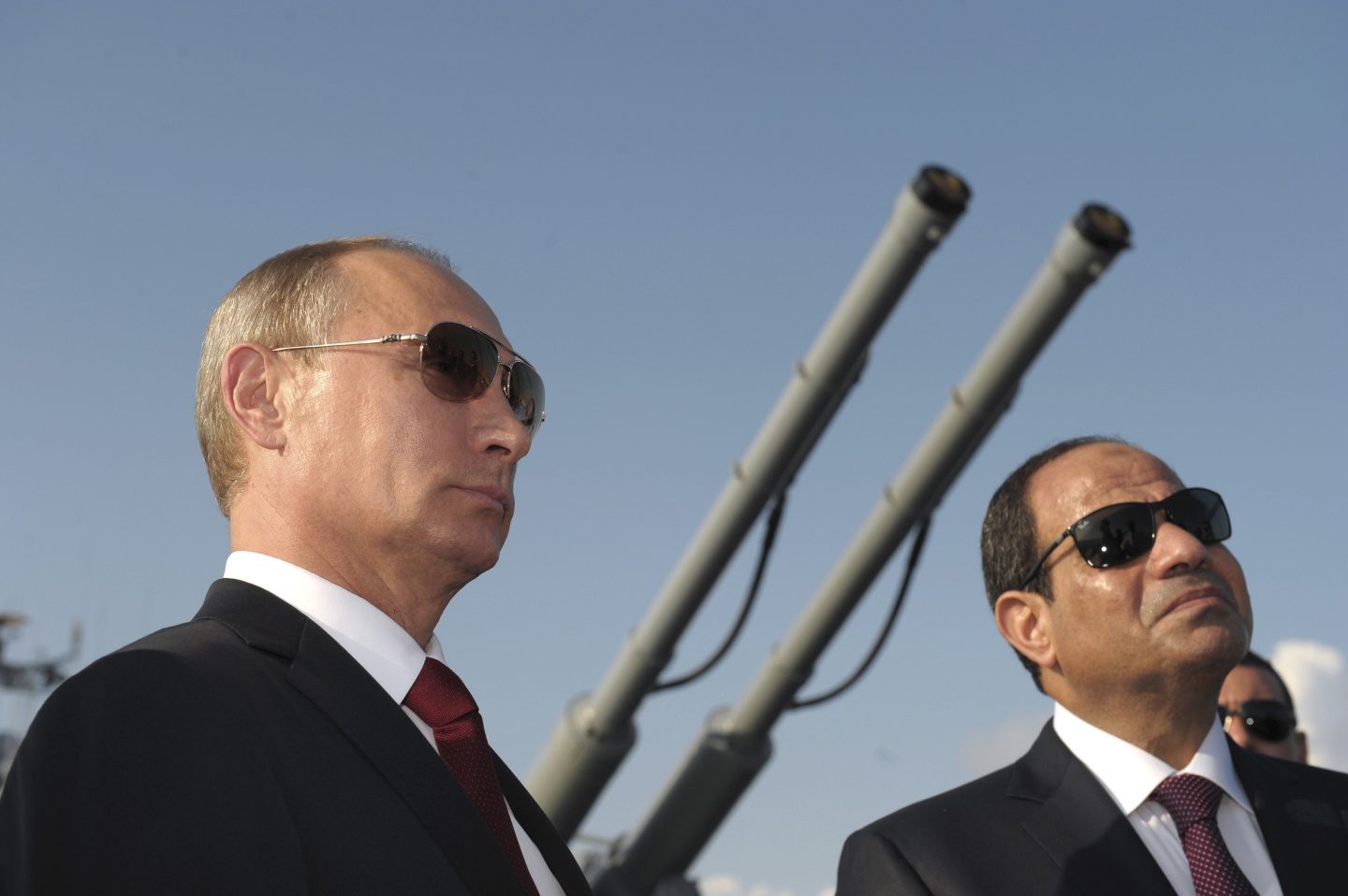 العلاقات العسكرية تشهد تطوراً كبيراً بينهما.. هل تسمح مصر لروسيا بإنشاء قاعدة عسكرية على أراضيها؟