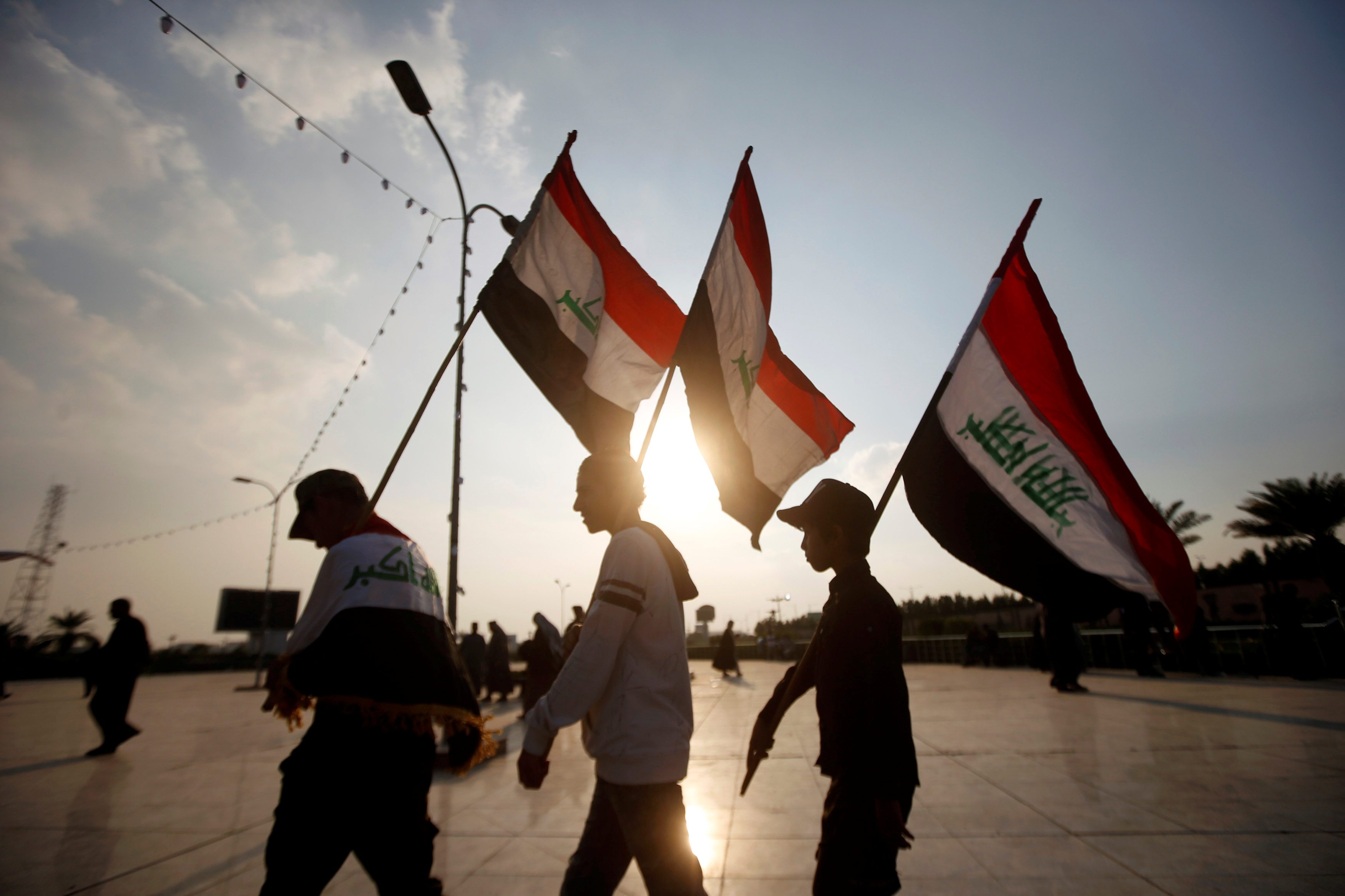 أجبر المحتجون حكومة عادل عبدالمهدي على الاستقالة، في الأول من ديسمبر/كانون الأول الجاري، ويطالبون برحيل ومحاسبة كل النخبة
