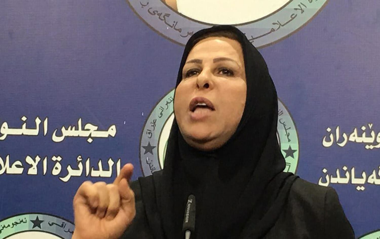 برلمانية عراقية تكشف عن بيع منصب مدير عام في إحدى الوزارات بمليون دولار