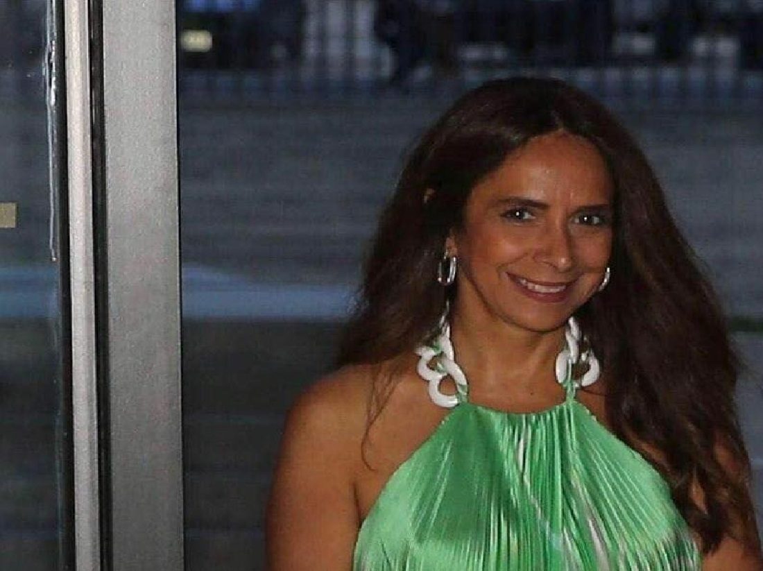 من هي اللبنانية زينة عكر؟ أول امرأة تتولى وزارة الدفاع في دولة عربية، وهذا ما نعرفه عنها