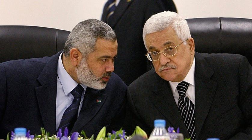 فصائل المقاومة حسمت أمرها لكن فتح أمام خيارين كلاهما مر.. كيف سيرد الفلسطينيون على صفقة القرن؟