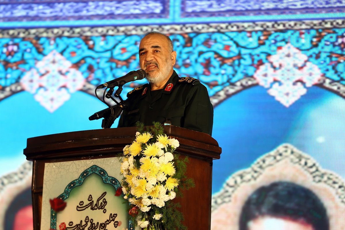 إيران تتوعد إسرائيل وأمريكا في أربعينية سليماني: سنضربكم إذا ارتكبتم أقل خطأ.. واغتياله سيحرر القدس