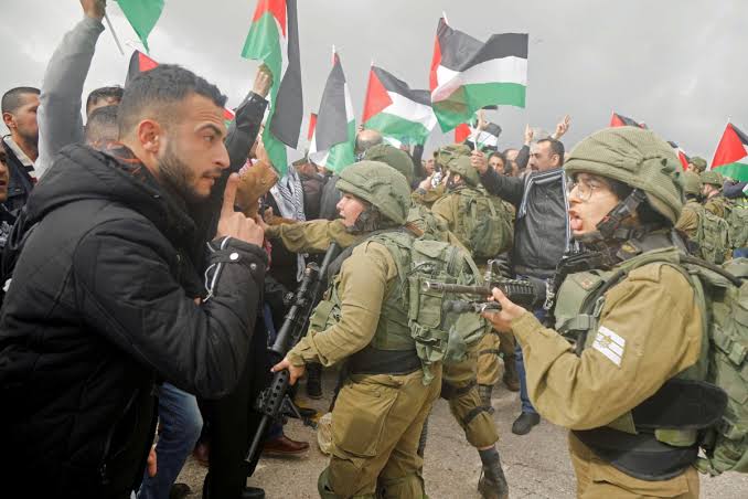 إسرائيل تستعد لتنفيذ “صفقة القرن”، لكن ما علاقة ثورات الربيع العربي بالقصة؟
