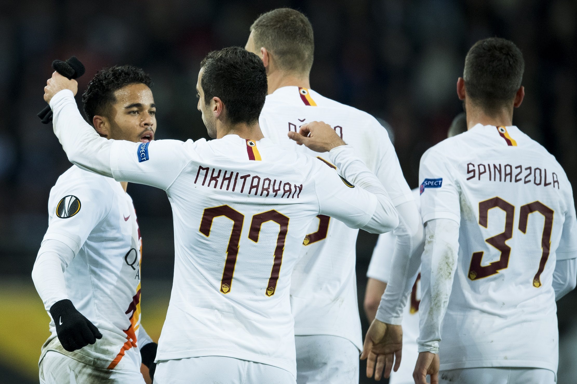 رابطة اللاعبين رفضت توصيات رابطة دوري الدرجة الأولى بتقليص رواتب لاعبي دوري الأضواء إذ ترى أن لاعبي الفرق الصغيرة أقل قدرة على تحمل هذا الأمر