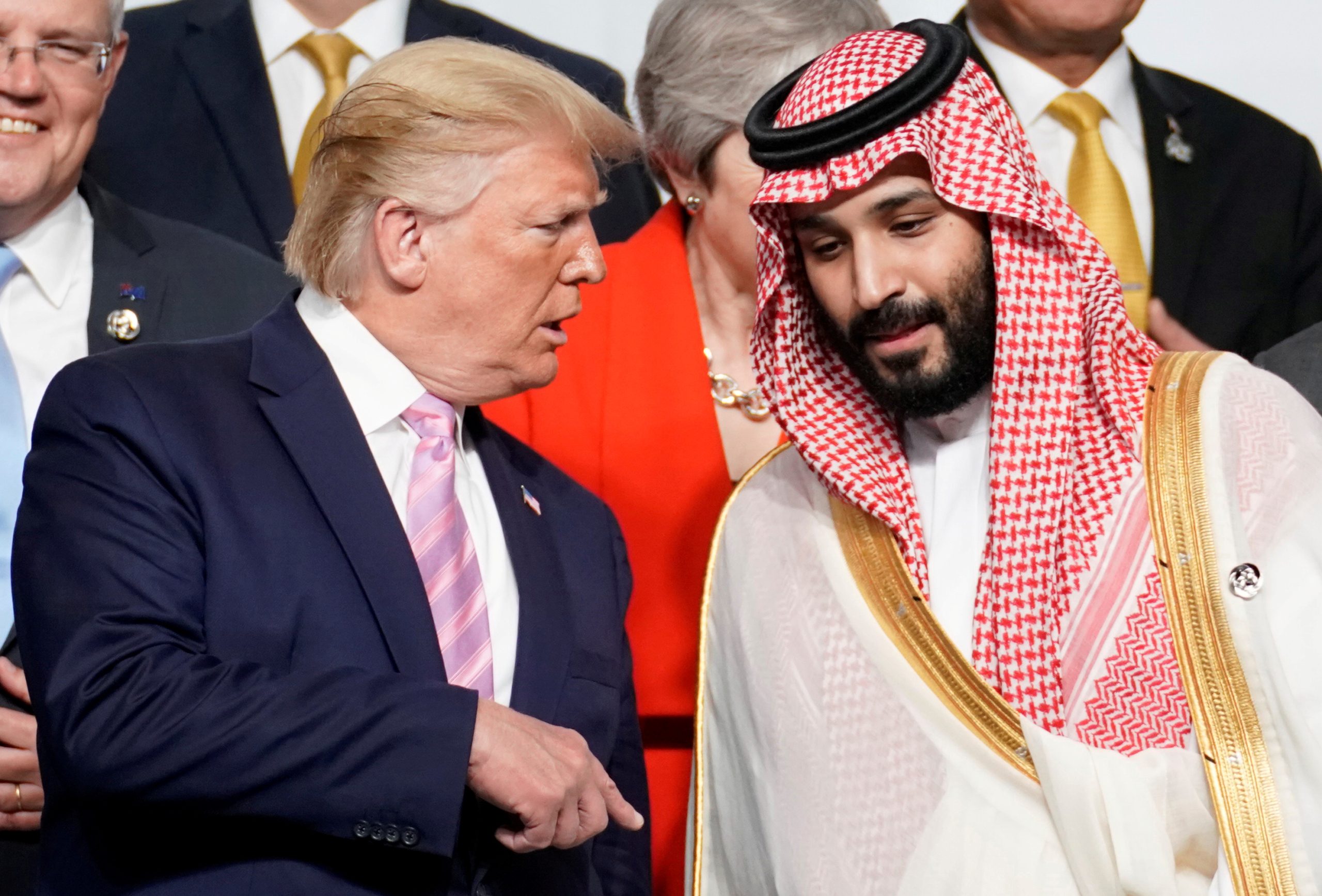 أمريكا تجمد مشروع تحالف نفطي مع السعودية.. وترامب يدعم مباحثات بين موسكو والرياض لحل أزمة الأسعار
