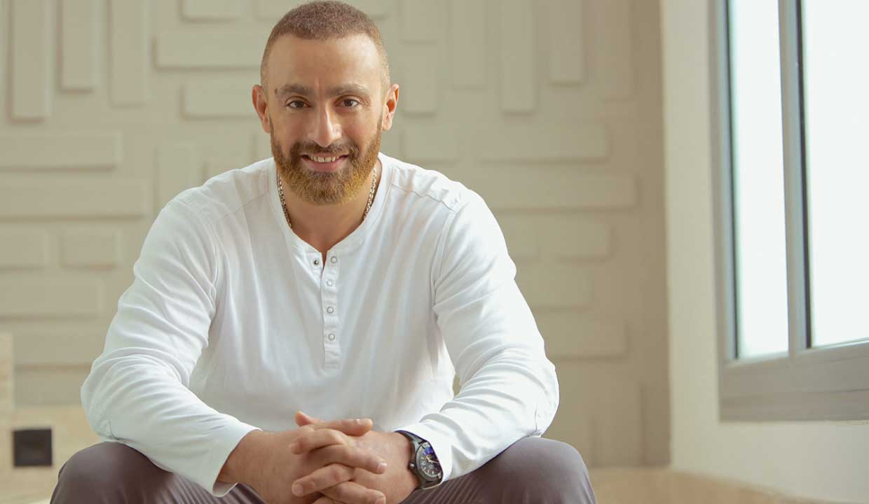 أحمد السقا: 100 عام من الأفورة