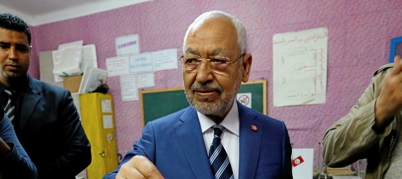 كلاكيت ثاني مرة.. فشل اعتصام يطالب بحل البرلمان التونسي، وتساؤلات حول من يقف وراءه