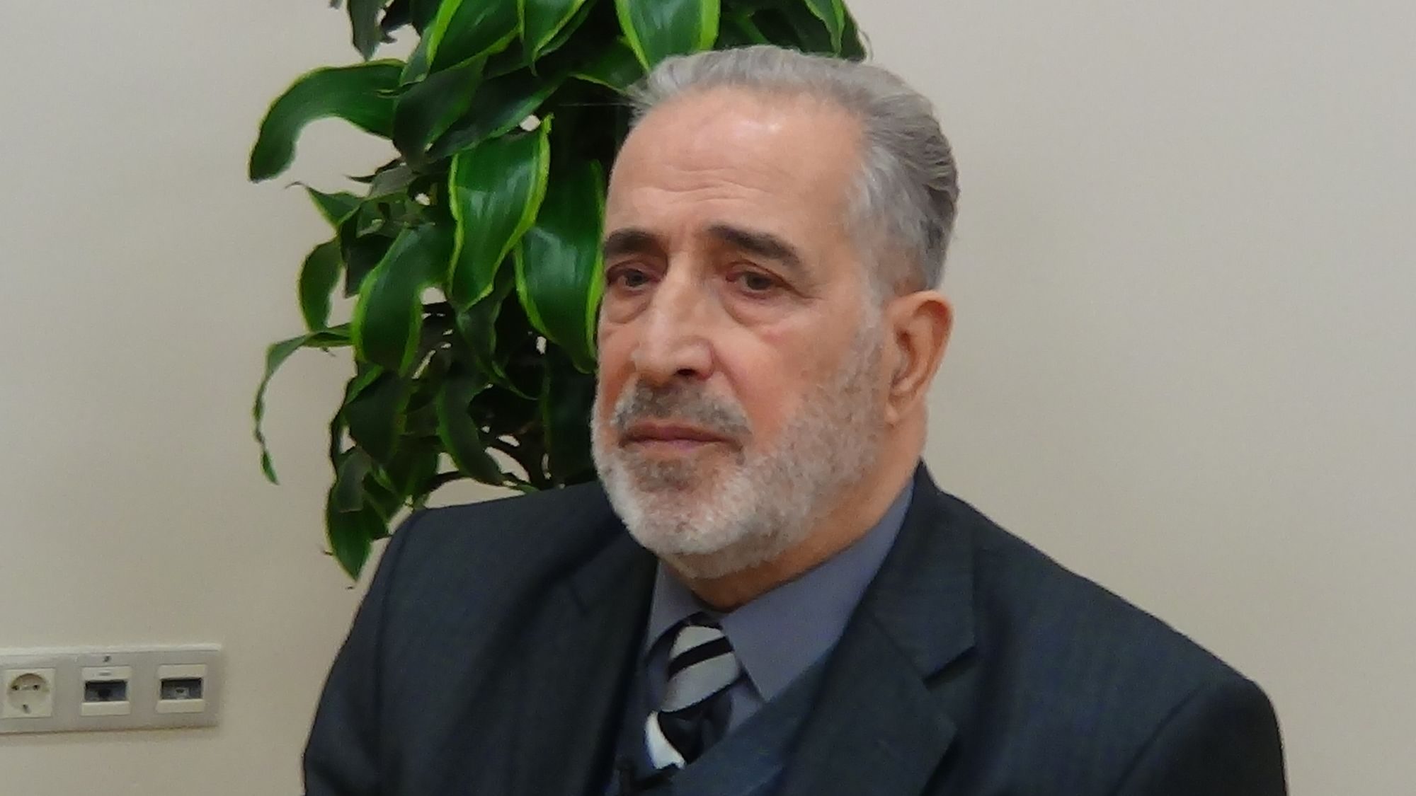 “أشهد أن لا إله إلا أنت”.. أن يكتب مُفكر إسلامي عن حياته بلا تجمل ولا مبالغة